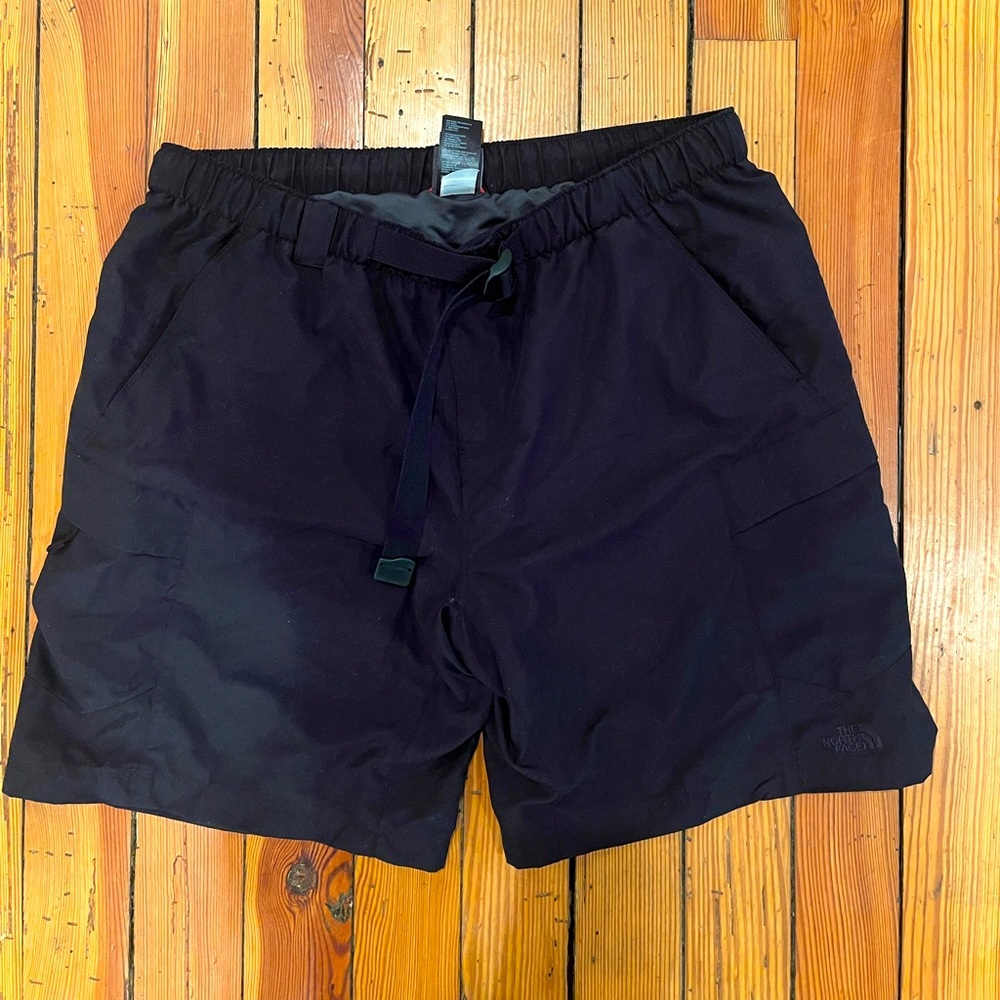Mens northface shorts size large
